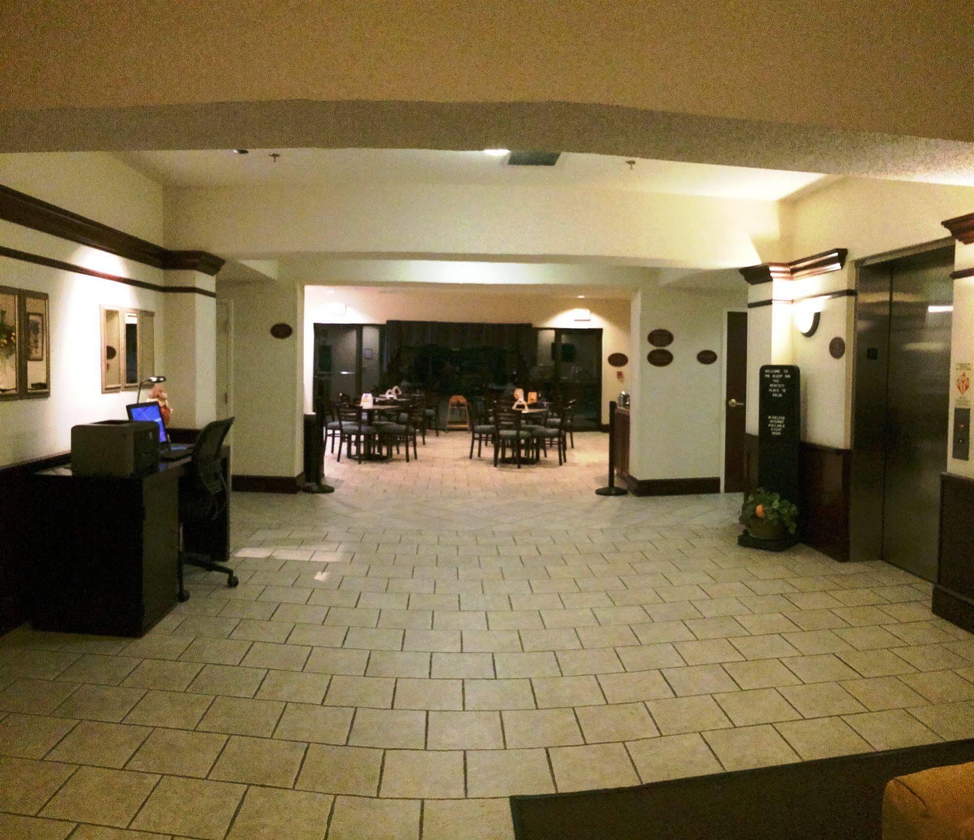 Sleep Inn & Suites Danville Hwy 58 Exterior foto